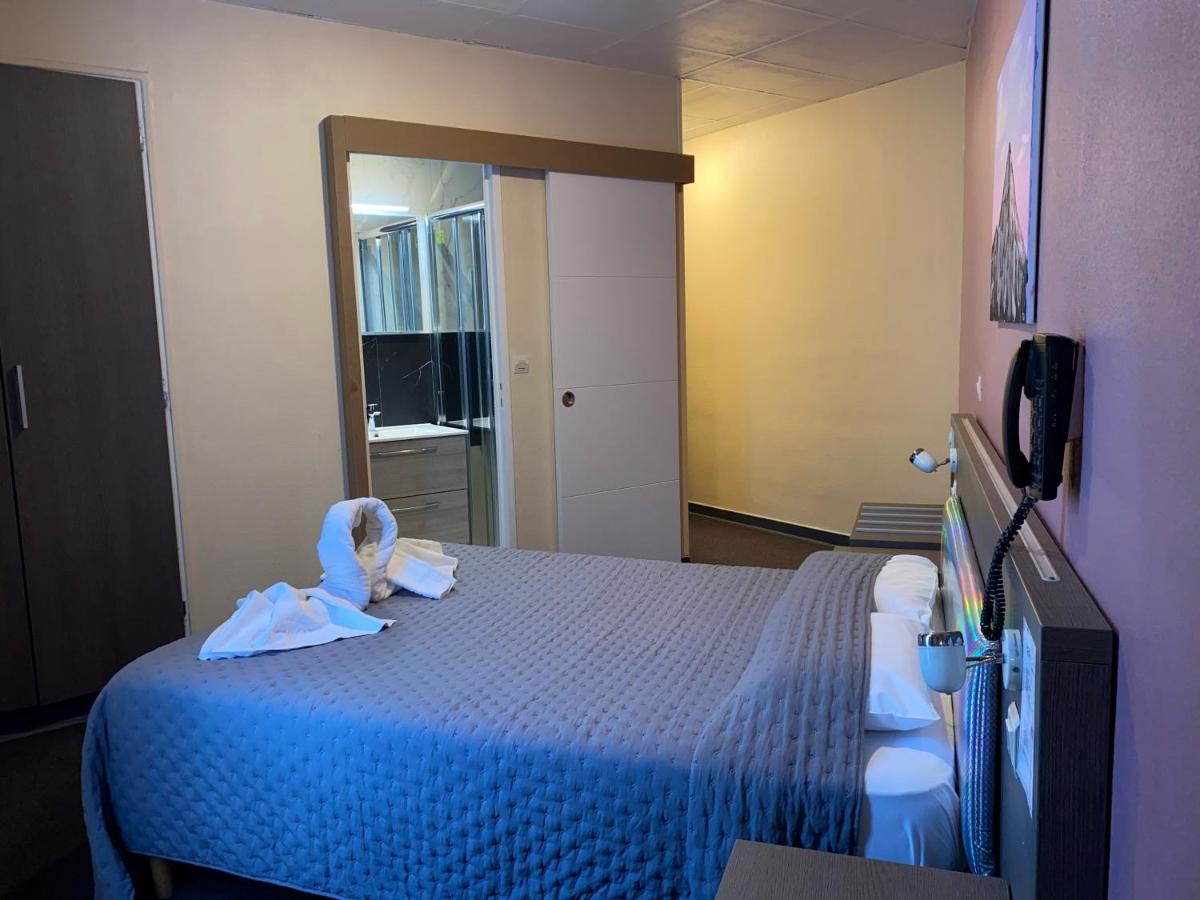 Aero Hotel - image 2