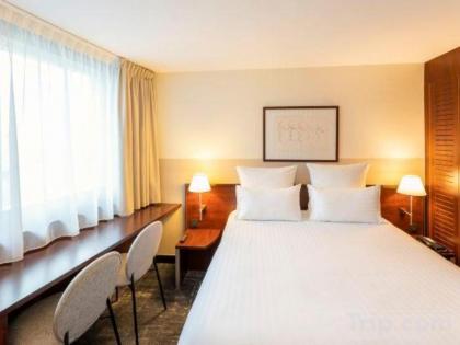 Mercure Paris Gare Montparnasse Hotel - image 23