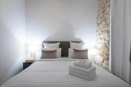 GemBnB Luxury Apartments - Residence Timbaud Paris-Oberkampf - image 17