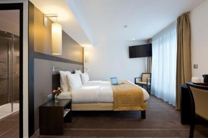 Simon's Boutique Hotel - image 16