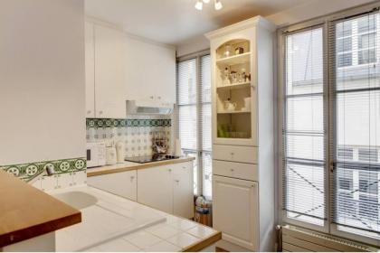 Appartement Champs-Elysées Montaigne - HALA PARIS - image 2