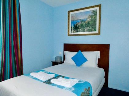 Hotel Bellevue Montmartre - image 25