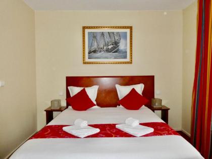Hotel Bellevue Montmartre - image 27