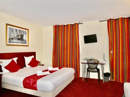 Hotel Bellevue Montmartre - image 28