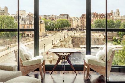Cheval Blanc Paris & Dior Spa Cheval Blanc Paris 