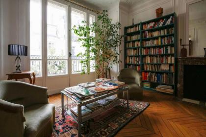 Veeve - Classic Comfort - image 22