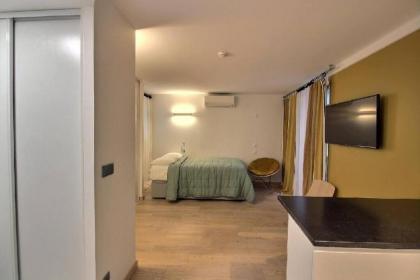S18933 - Studio 2 personne à Paris