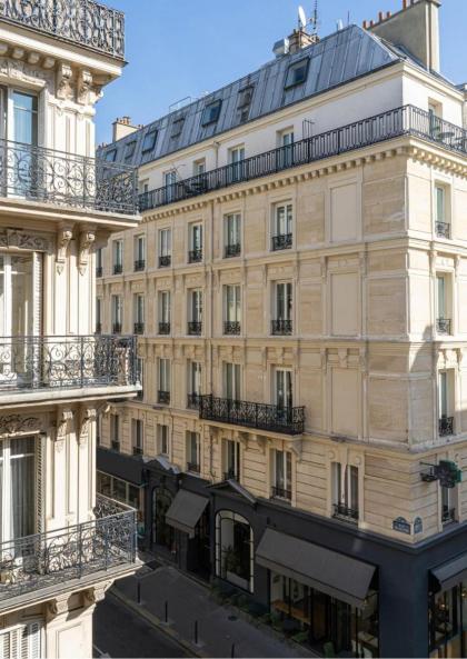 Hotel Petit Lafayette