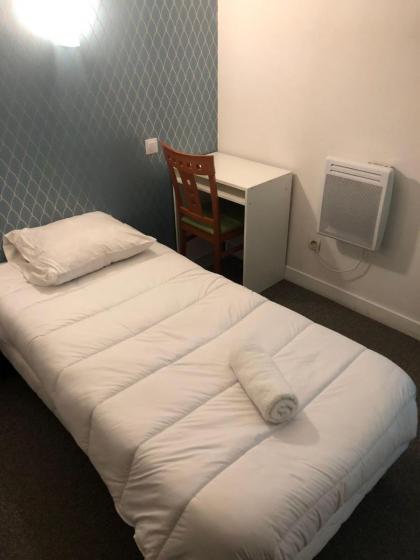 Hotel Petit Bastille - image 10