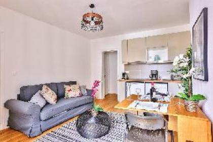 B  823 -  Buttes Chaumont - Spacieux appartement - image 10