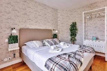 B  823 -  Buttes Chaumont - Spacieux appartement - image 8