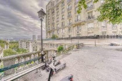 B 2067- Tour Eiffel - Appartement cosy