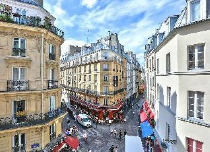 B 366 - Quartier Latin - Deluxe Appartement