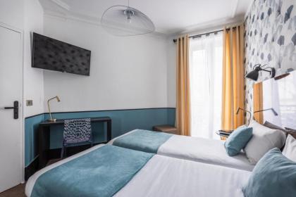 Lennon Hotel Paris Gare du Nord - image 14