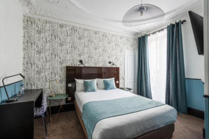 Lennon Hotel Paris Gare du Nord - image 3