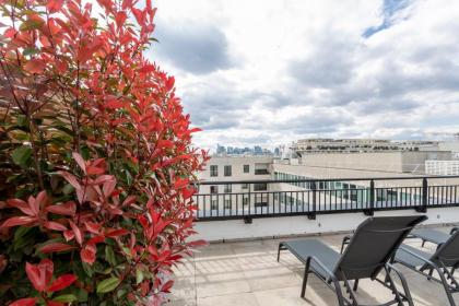 Nemea Appart Hotel Paris Levallois - image 2