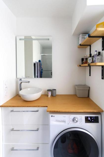 Cosy 33m comfort with wifi in the heart of Paris - image 8