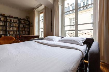 Veeve - City Break In Saint-Germain-des-Prés - image 14