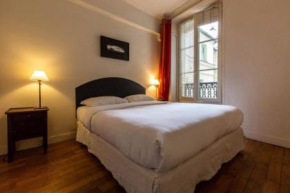 Veeve - City Break In Saint-Germain-des-Prés - image 9