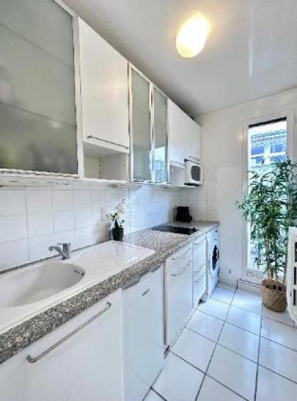 B 1622 - Le marais - Charming flat - image 16