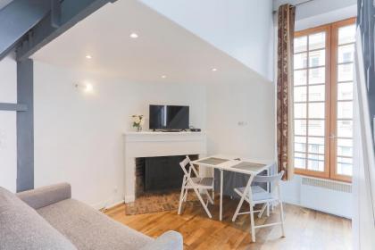 Odeon Cozy Flat Paris 