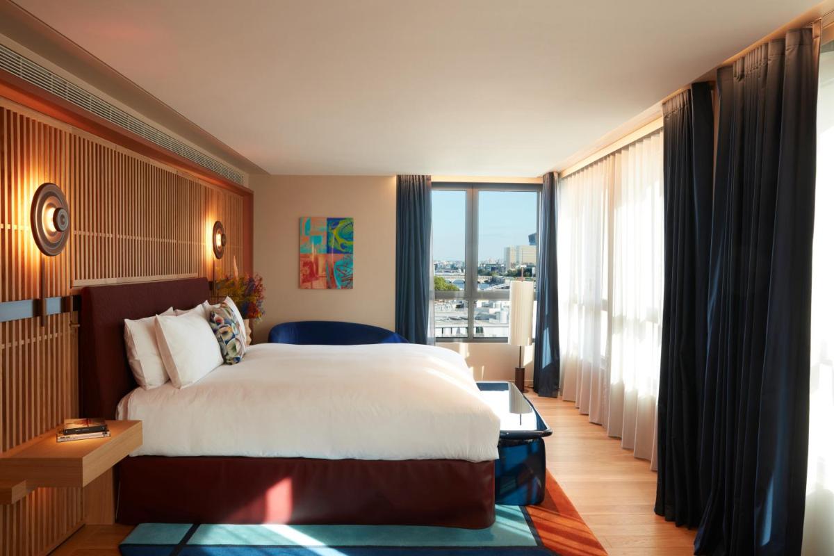 SO/ Paris Hotel - image 2