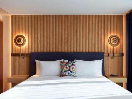 SO/ Paris Hotel - image 9