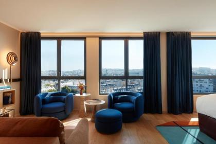 SO/ Paris Hotel - image 3