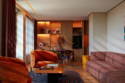 SO/ Paris Hotel - image 5