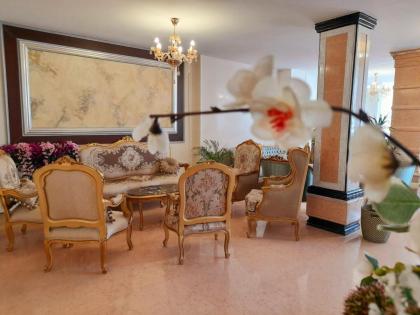 HOTEL ROYAL Paris Ivry - image 19