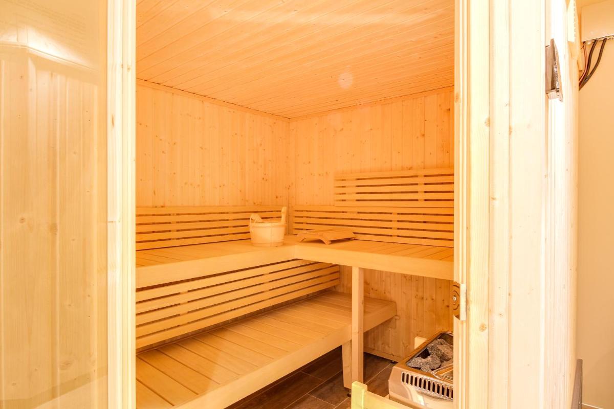 Mom'Art Hotel & Spa - image 3