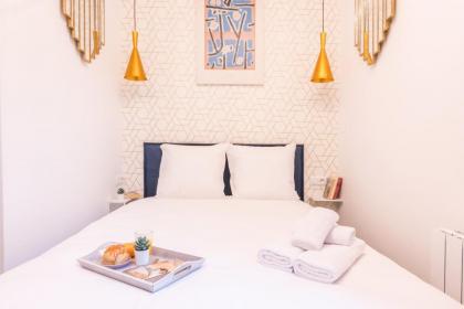 Apartments WS Tour Eiffel - Laos