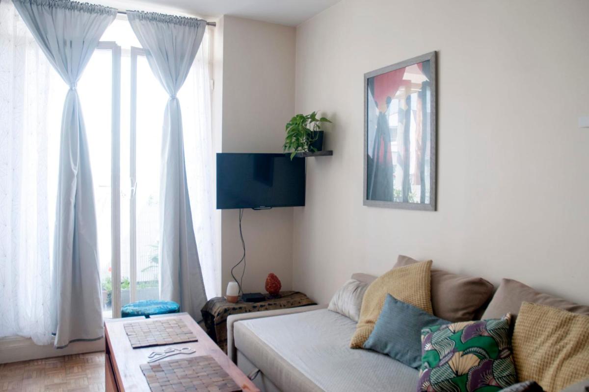 Nice 34m With Balcony In The Heart Of Paris - image 6