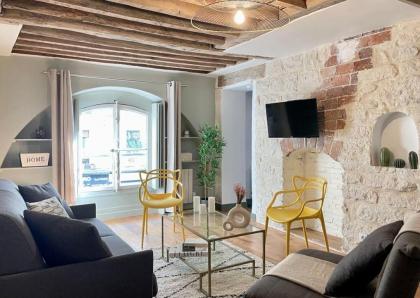 1596 - Le Marais - Cosy apartment - image 2