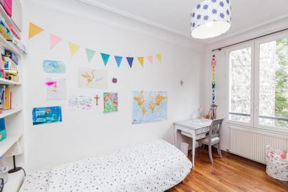 Large Apartment For A Family 2 Adults Max! - image 26