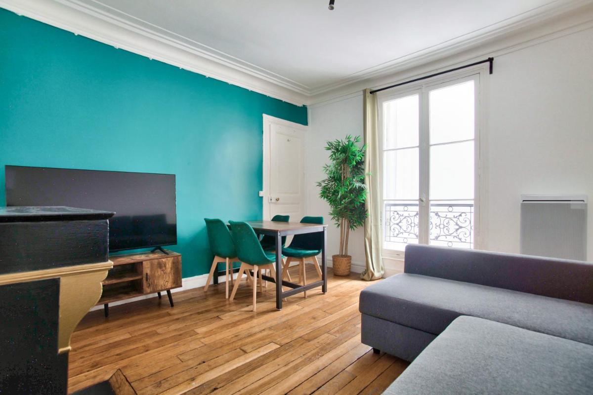 1 Bedroom Notre Dame de Paris Monge - image 3
