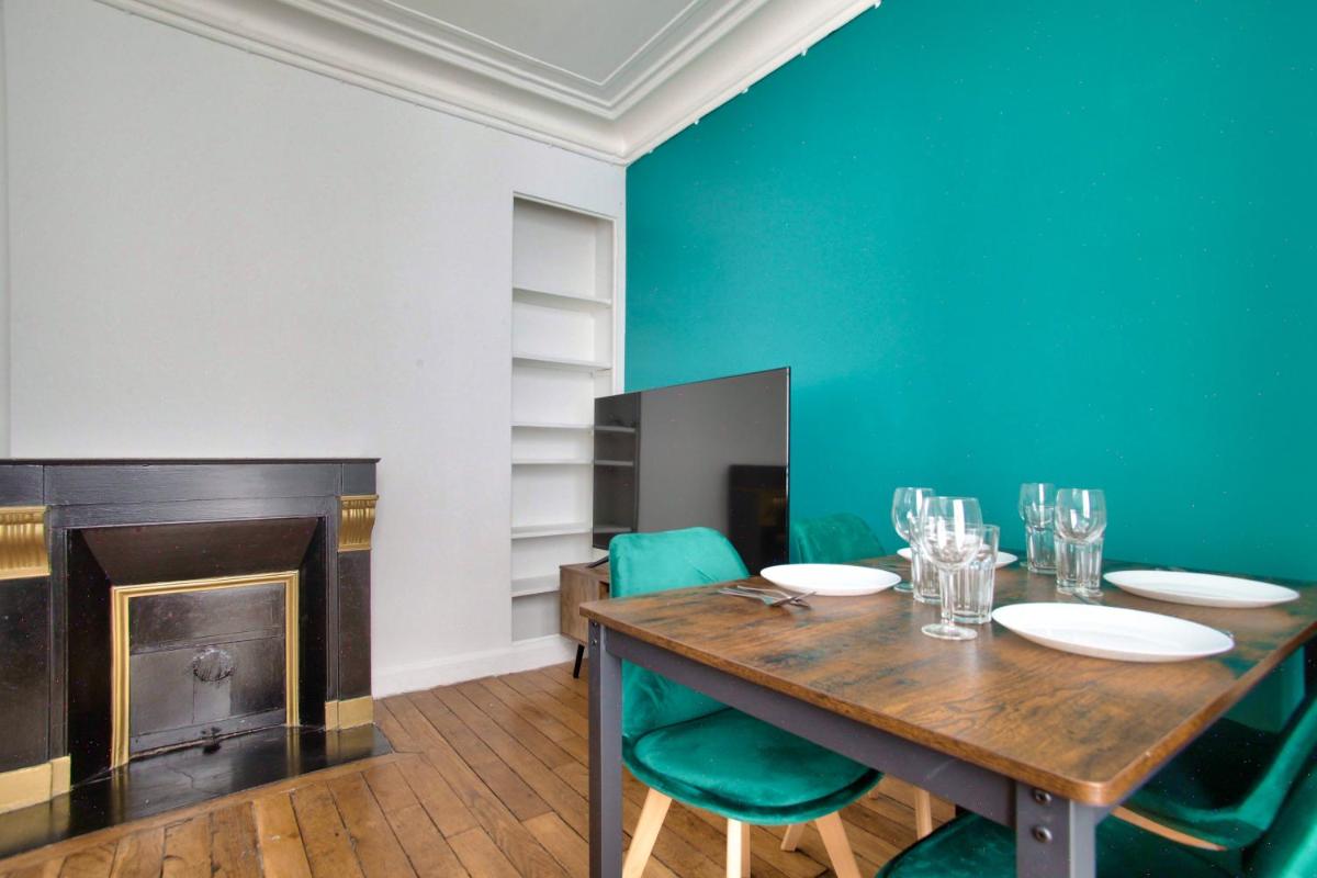1 Bedroom Notre Dame de Paris Monge - image 7