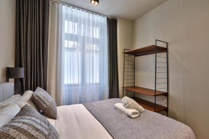 138 - Urban Beautiful Duplex in Saint Germain - image 15