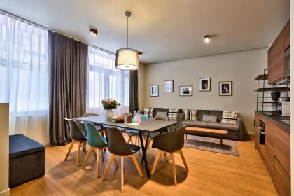 138 - Urban Beautiful Duplex in Saint Germain - image 2