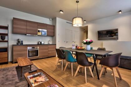 138 - Urban Beautiful Duplex in Saint Germain - image 3
