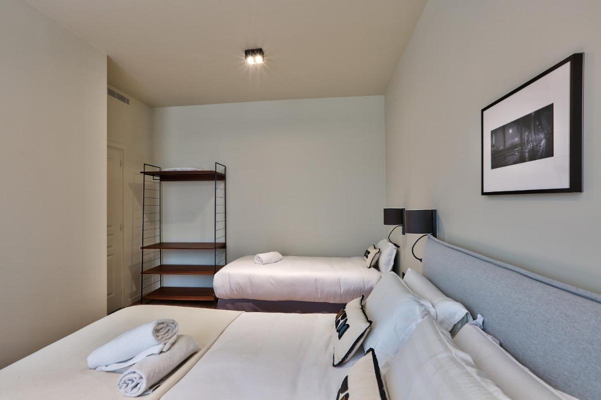 138 - Urban Beautiful Duplex in Saint Germain - image 7