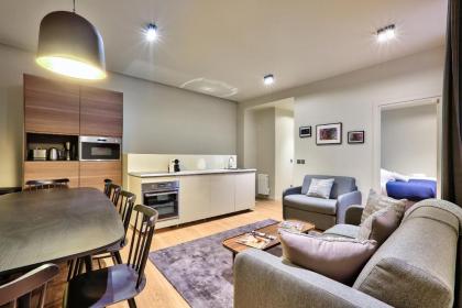 139 - Urban Pretty Duplex in Saint-Germain - image 3
