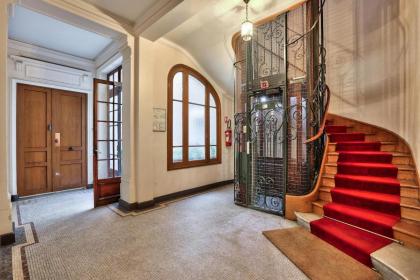 140 - Urban Duplex near Saint-Germain des Pres - image 19