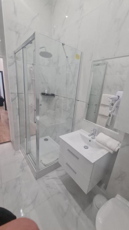 156 - Urban YSL Flat in Montorgueil - image 12