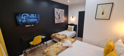 158 - Urban Louis Vuitton Flat in Montorgueil - image 12