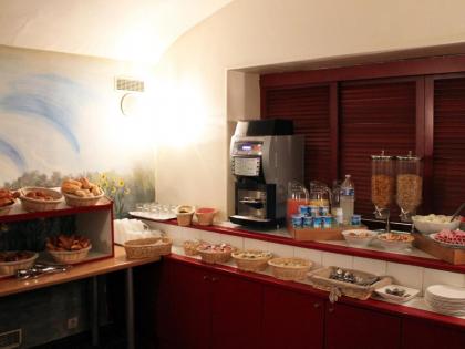 New Hotel Saint Lazare - image 14