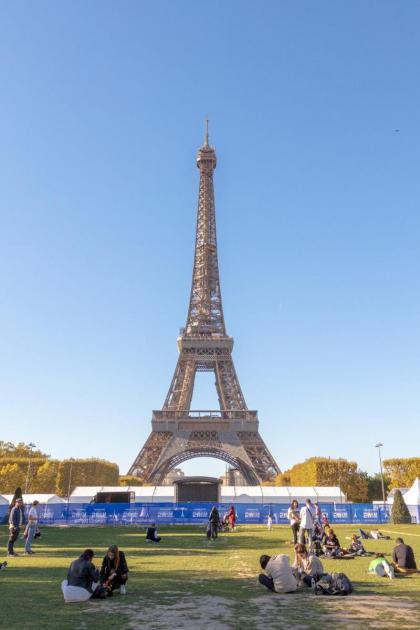 Paris Eiffel Studio - image 18