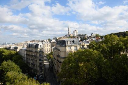 Magnificent apartment Sacré-Coeur - Paris 18ème - by feelluxuryholidays - image 21