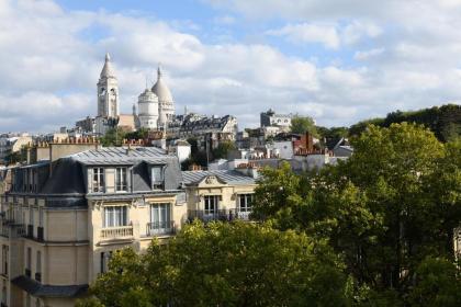 Magnificent apartment Sacré-Coeur - Paris 18ème - by feelluxuryholidays - image 24