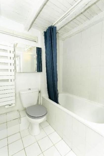 ILE SAINT LOUIS UNIQUE 1BR FLAT BY NOTRE DAME - image 8